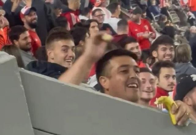 Imagem da noticia River Plate identifica autor de gesto racista contra torcida do Fortaleza