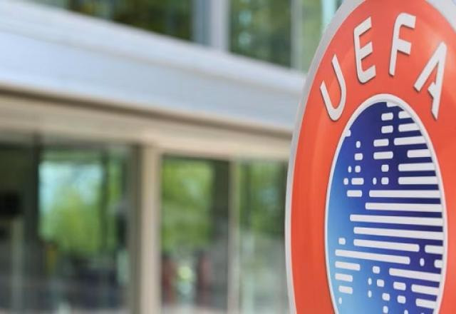 Imagem da noticia Tribunal europeu decide contra Uefa e Fifa, e Superliga divulga proposta