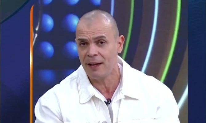 Imagem da noticia Mano critica jogadores atuais: "Desculpinha de cansaço"