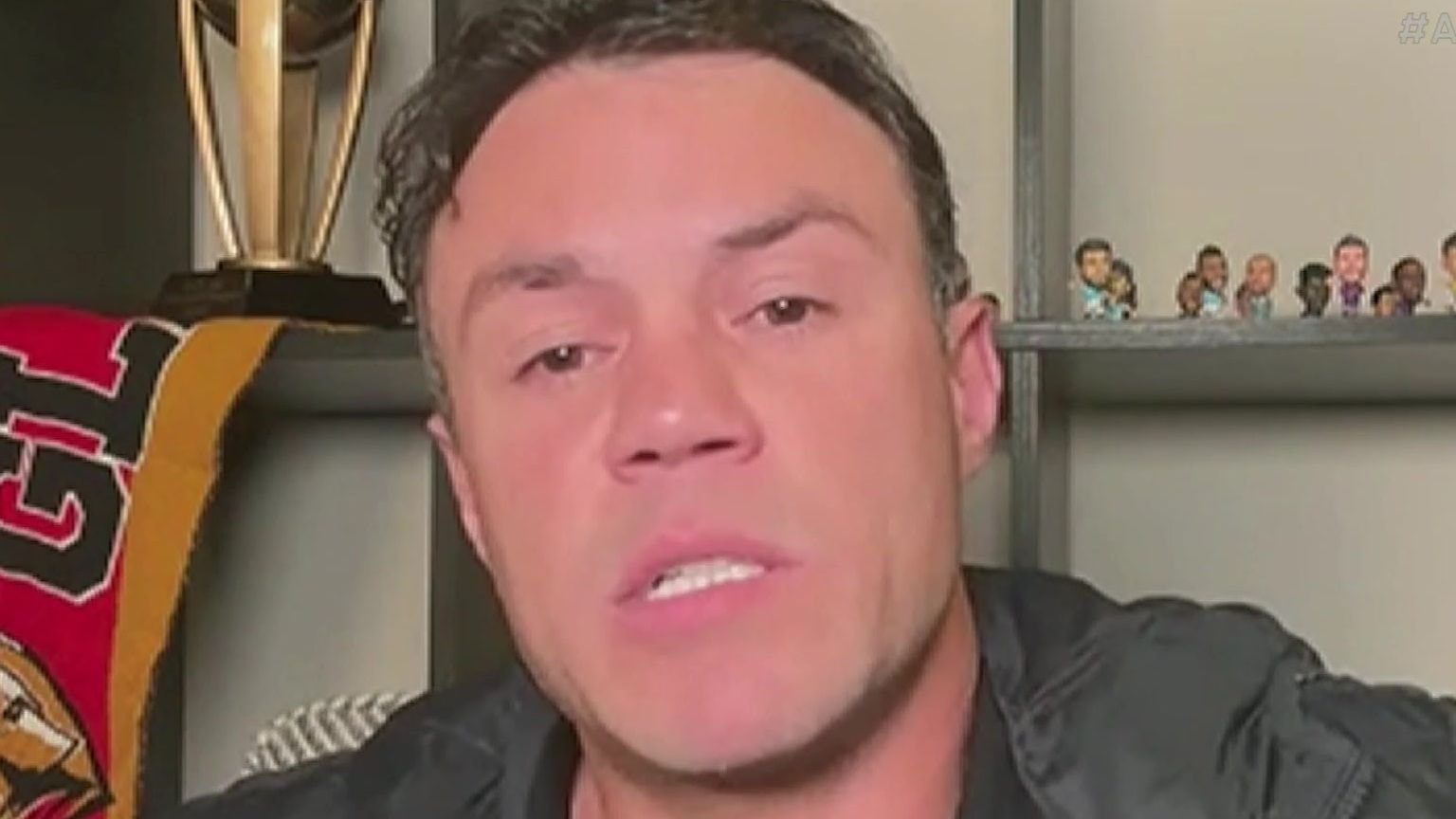 Imagem da noticia "Achava o Filipe Luís muito bom, hoje tenho dúvidas", diz Kléber