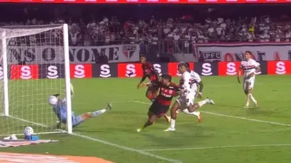 Imagem da noticia CBF divulga áudio do VAR em lance polêmico de São Paulo x Flamengo