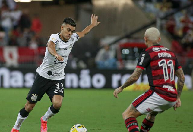 Imagem da noticia Flamengo x Corinthians: onde assistir, escalações e desfalques