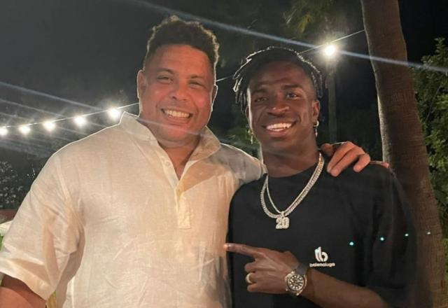 Imagem da noticia Vini Jr se encontra com Ronaldo Fenômeno: "Me ensinando o caminho do troféu"