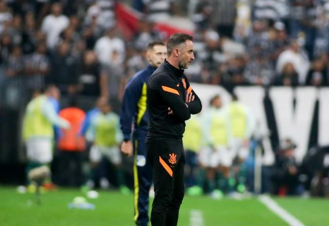 Imagem da noticia Vítor Pereira reconhece cabeça quente e explica fala sobre conta bancária