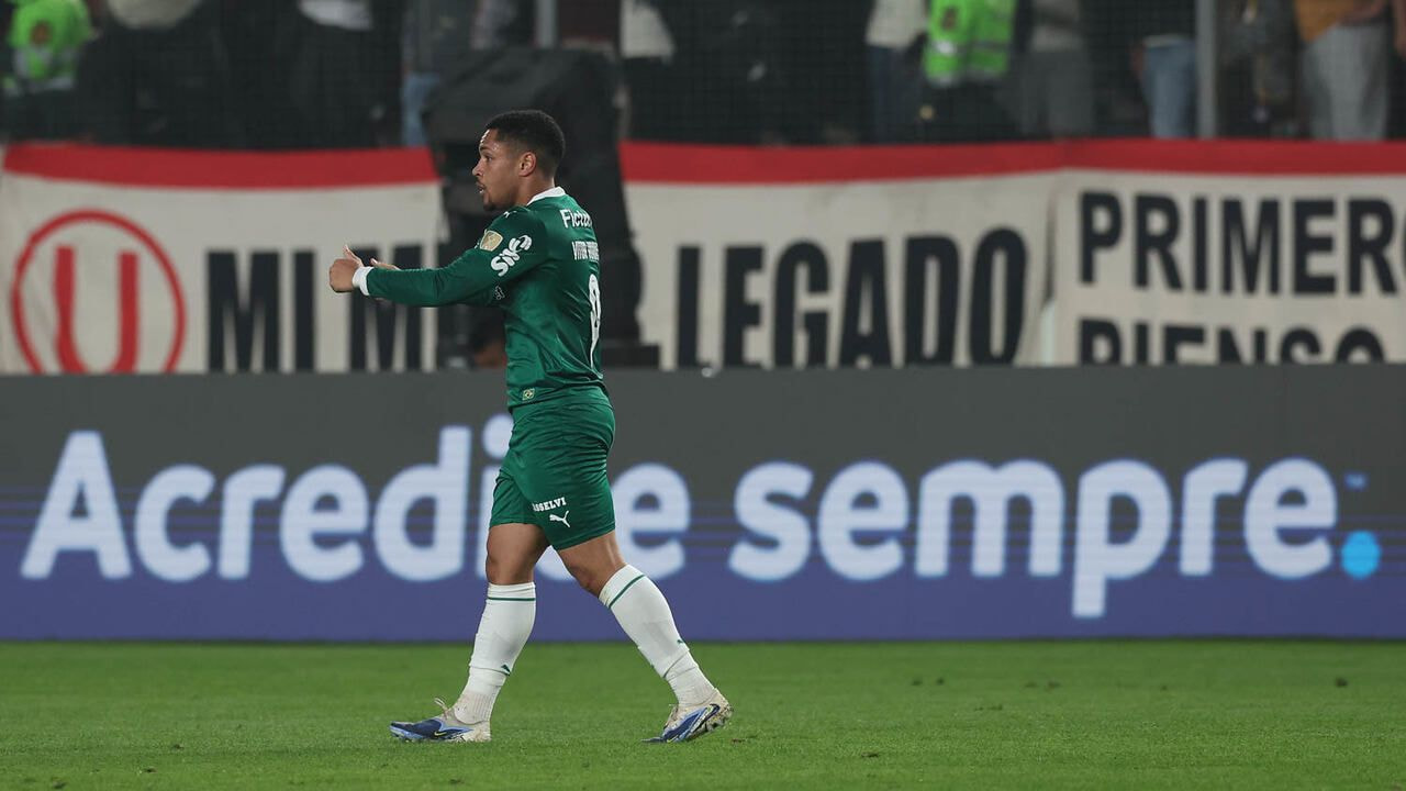 Imagem da noticia Jornal espanhol destaca atuação de Vitor Roque na Libertadores: "Impecável"