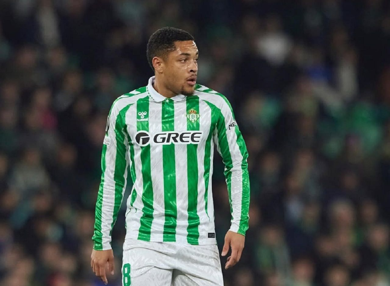 Palmeiras acerta com Barcelona por Vitor Roque, diz jornalista