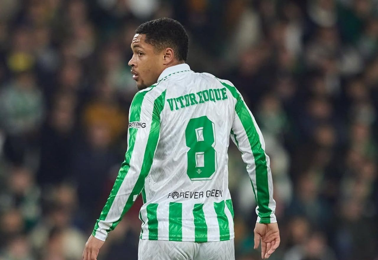 Imagem da noticia Vitor Roque se despede do Real Betis e será novo reforço do Palmeiras, diz jornal