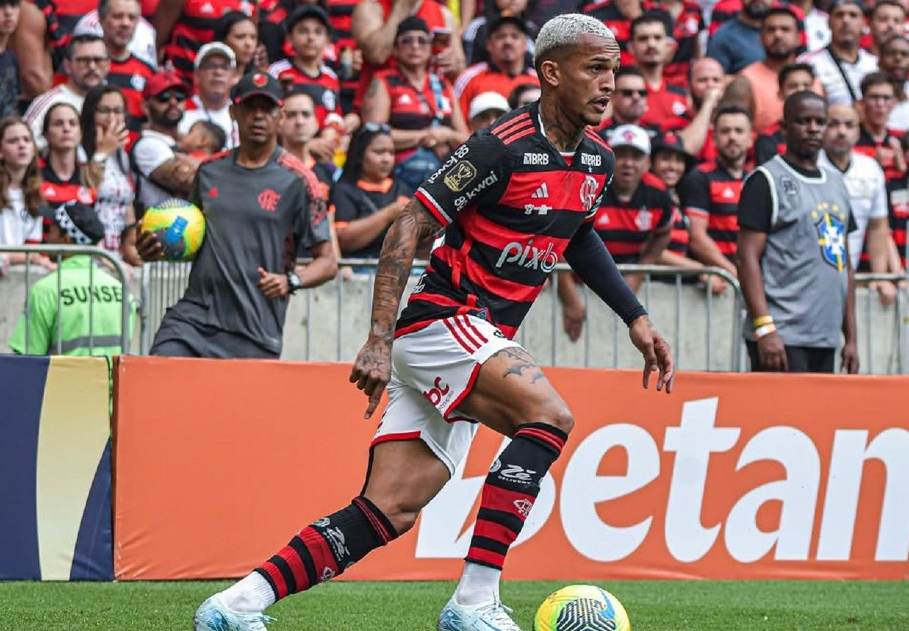 Imagem da noticia  Flamengo recusa oferta de R$ 150 milhões do Zenit por Wesley