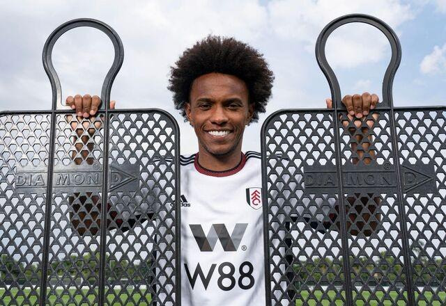 Imagem da noticia Ex-Corinthians, Willian é confirmado como novo reforço do Fulham