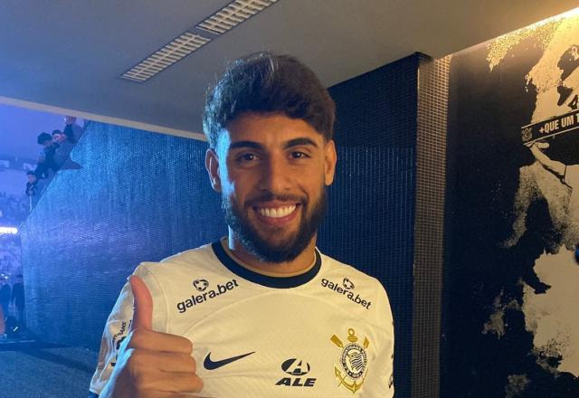 Imagem da noticia Yuri Alberto é apresentado à torcida do Corinthians antes de treino aberto