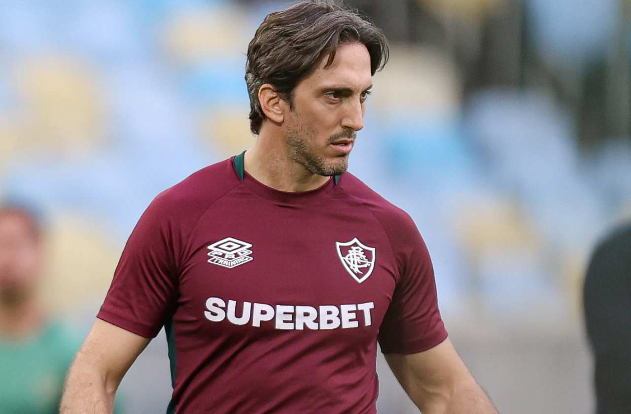 Imagem da noticia Zubeldía avalia estreia pelo Fluminense e elogia trabalho de Renato Gaúcho