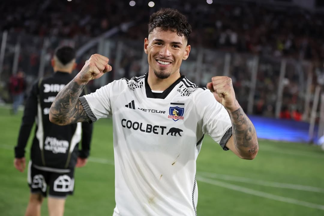 Imagem da noticia Saiba quanto o Vasco vai pagar pelo zagueiro Alan Saldivia, do Colo-Colo