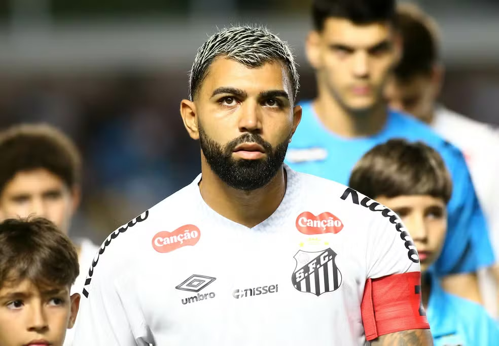 Imagem da noticia Gabigol pede cautela com retorno de Neymar no Santos: ''Não é salvador da pátria''