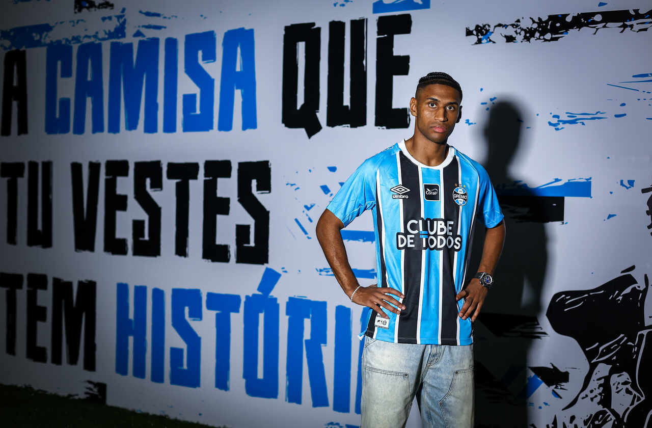 Imagem da noticia Grêmio acelera regularização de Tetê e avalia estreia no Gauchão