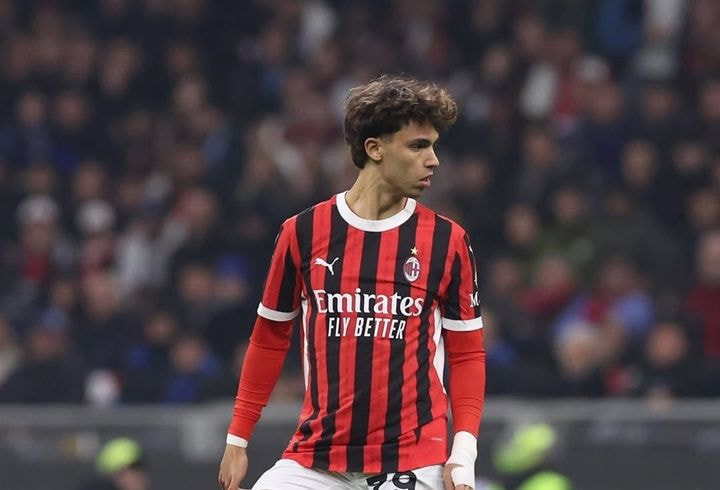 Flamengo tenta contratação por empréstimo de João Félix