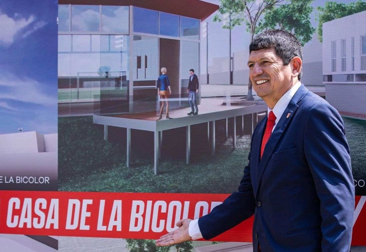 Imagem da noticia Presidente da Federação Peruana de Futebol é preso em operação contra corrupção