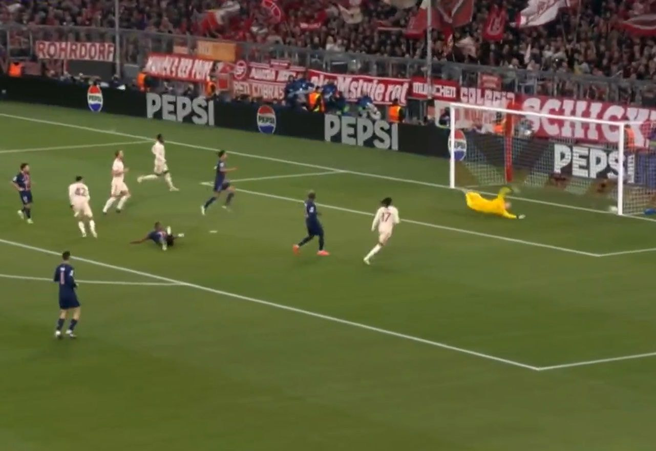 Imagem da noticia Na trave! Musiala chuta forte e quase amplia para o Bayern contra o PSG