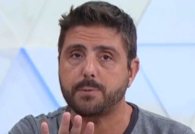 Imagem da noticia Nicola revela que diretoria do Corinthians não quer permanência de Memphis