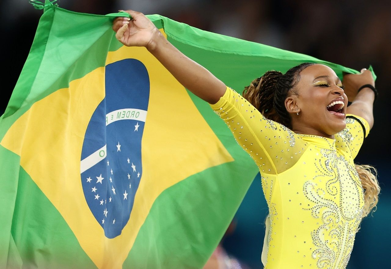 Imagem da noticia Rebeca Andrade anuncia aposentadoria do individual geral após 2ª prata