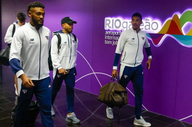 São Paulo chega ao Rio de Janeiro para o duelo contra o Botafogo pela Libertadores; veja lista de relacionados