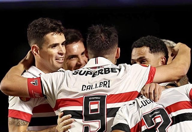 Imagem da noticia São Paulo vence Guarani em reencontro de Oscar com o Morumbis