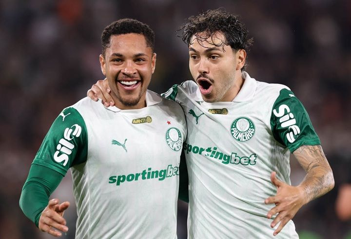 Imagem da noticia Palmeiras compensa tropeços em casa com campanha incrível como visitante