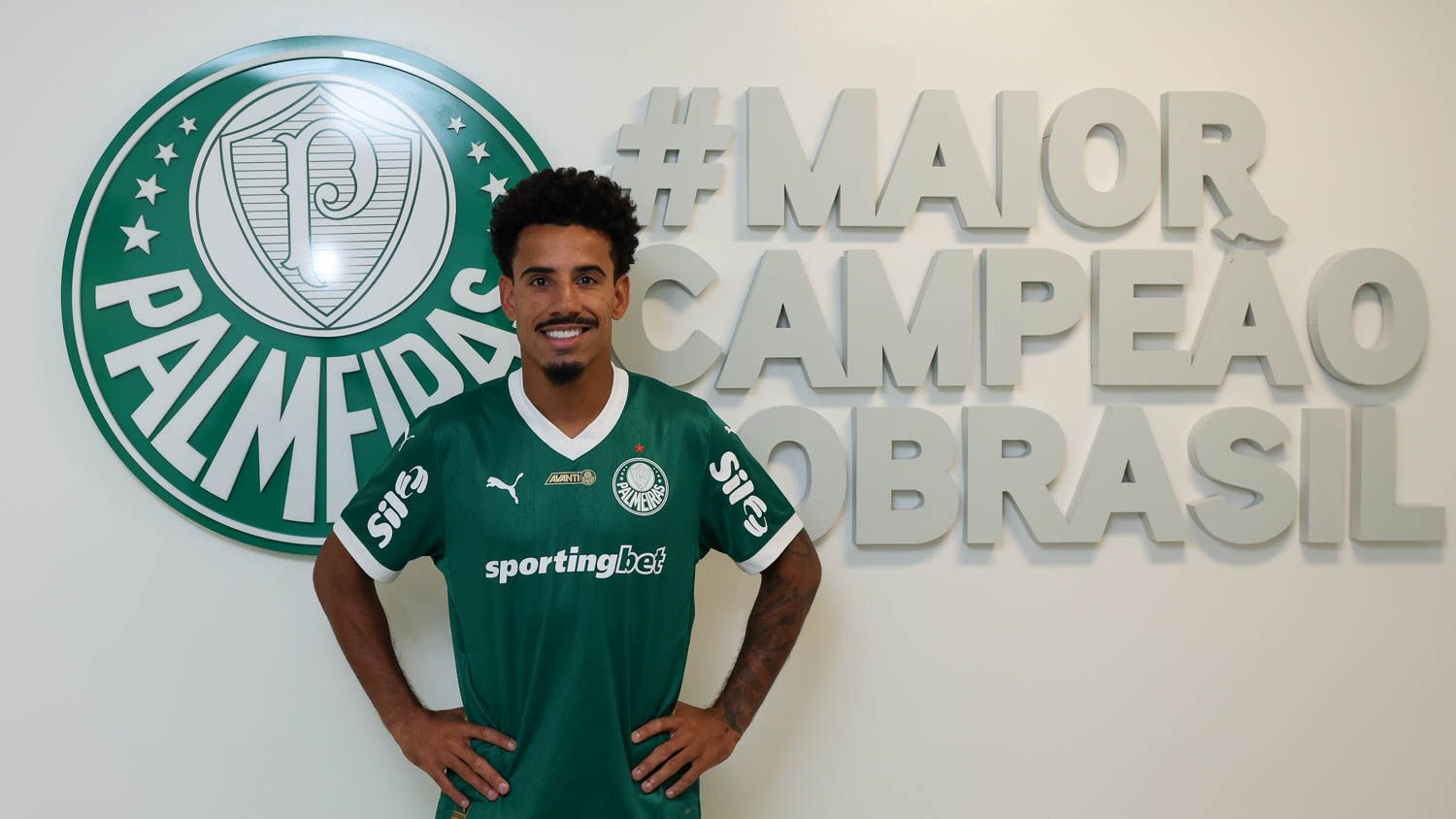 Imagem da noticia Palmeiras anuncia contratação do meio-campista Lucas Evangelista
