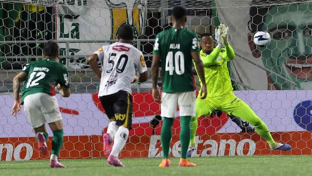 Herói do jogo de ida, Carlos Miguel valoriza vantagem do Palmeiras na final do Paulistão Herói do jogo de ida, Carlos Miguel valoriza vantagem do Palmeiras na final do Paulistão