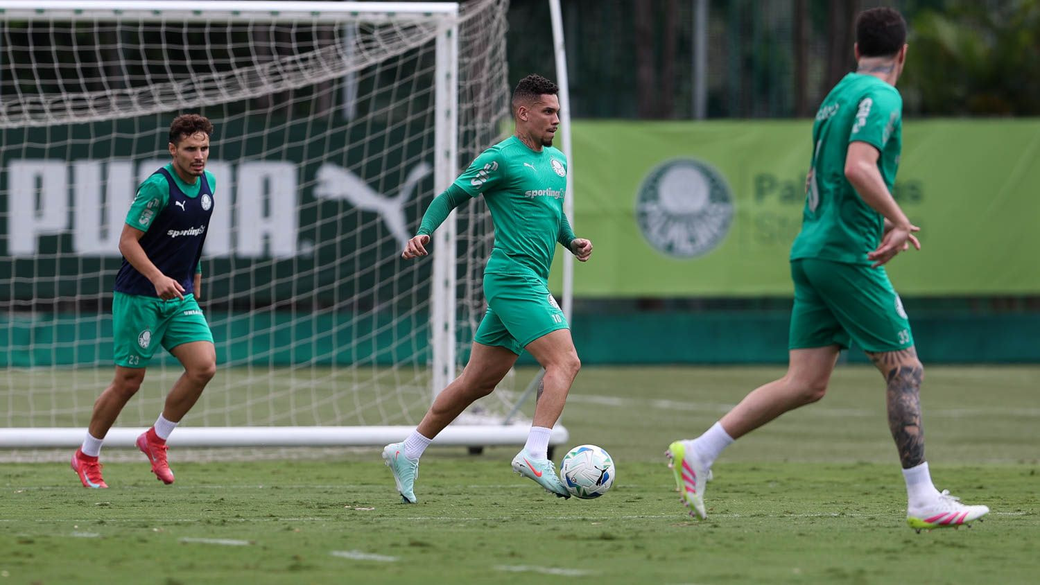 Imagem da noticia Paulinho inicia transição física e fica perto de estrear pelo Palmeiras