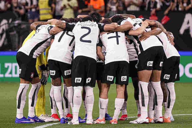 Corinthians encara maratona com nove jogos em abril e estreia em Copas Corinthians encara maratona com nove jogos em abril e estreia em Copas