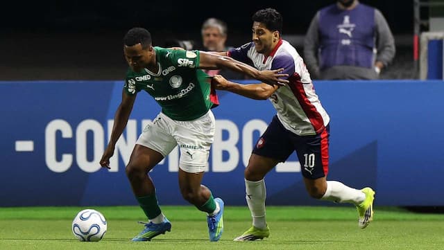 Palmeiras perde para o Cerro Porteño e vê vaga ameaçada na Libertadores Palmeiras perde para o Cerro Porteño e vê vaga ameaçada na Libertadores
