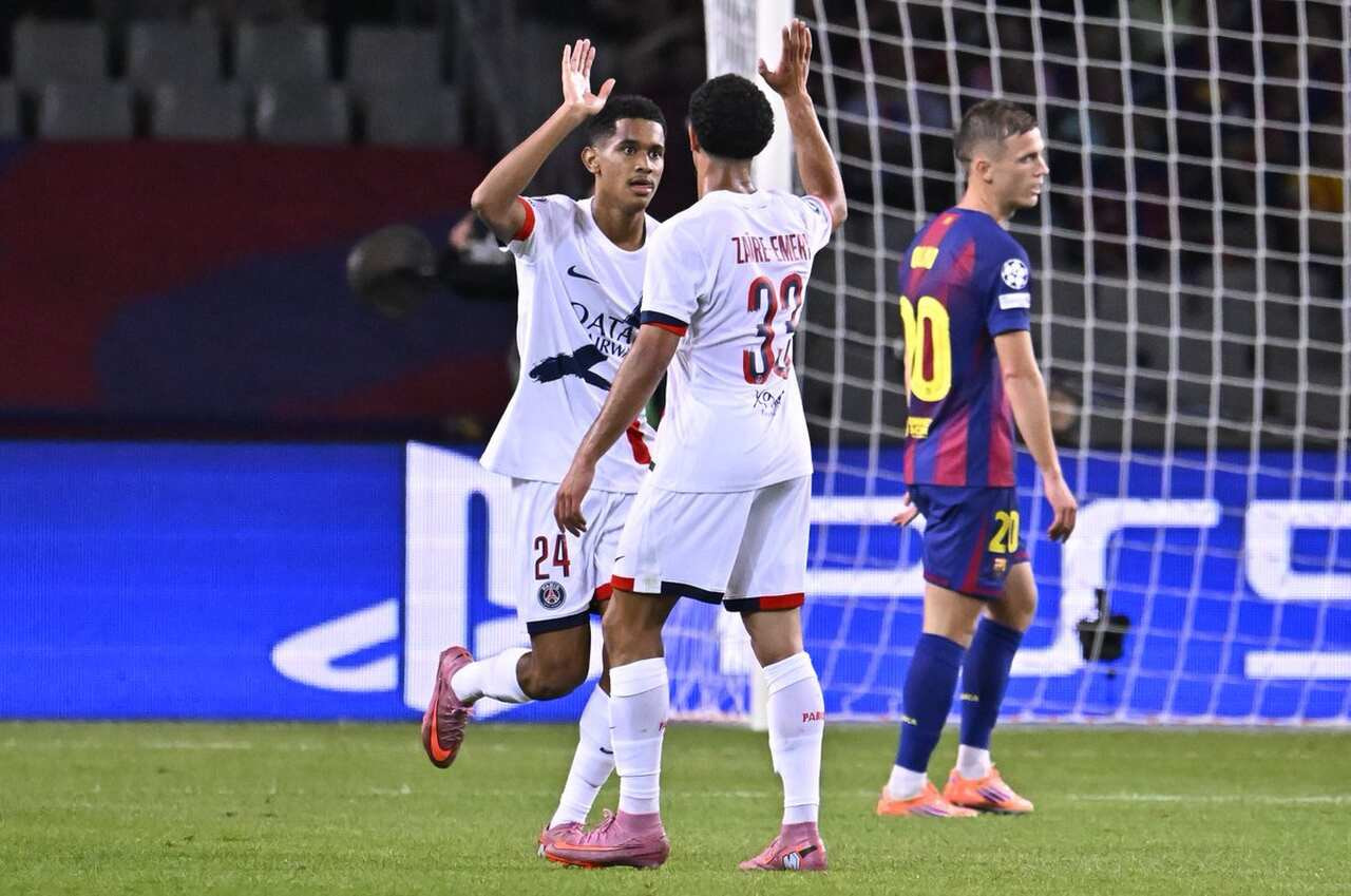 Imagem da noticia PSG vira sobre o Barcelona e mantém 100% na Champions