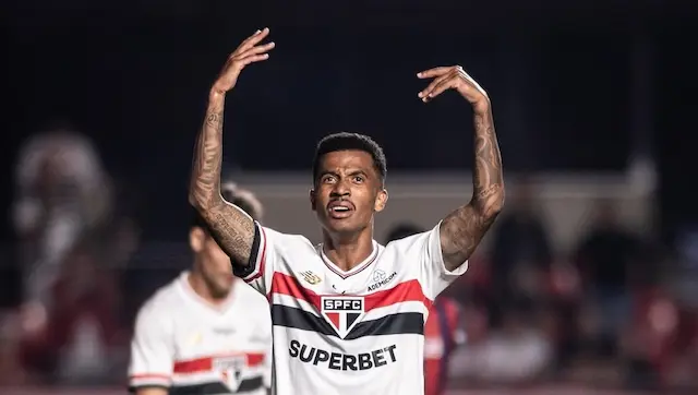 Flamengo tem "ok" de Marcos Antônio e vai insistir no jogador Flamengo tem "ok" de Marcos Antônio e vai insistir no jogador