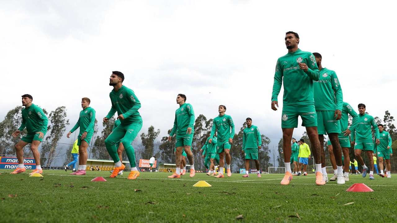 Imagem da noticia Palmeiras realiza treino tático em Quito antes da partida contra a LDU