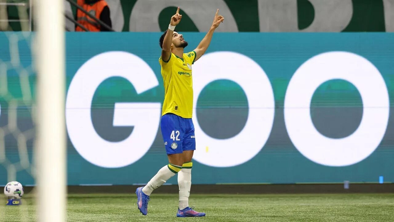 Imagem da noticia Palmeiras vence Sport e reassume vice-liderança do Brasileirão