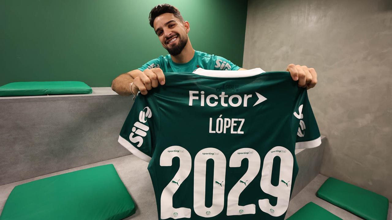 Imagem da noticia Palmeiras renova com Flaco López até 2029: "Clube me tornou um jogador de seleção"