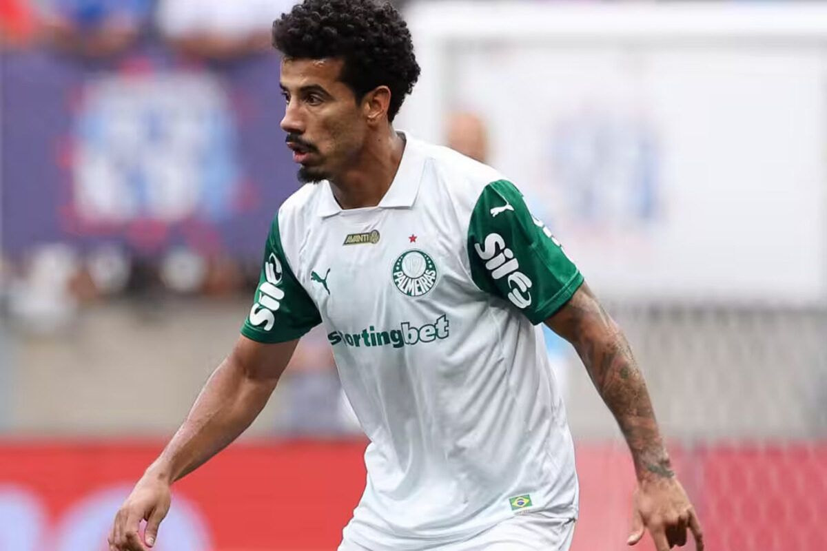 Imagem da noticia Lucas Evangelista passa por cirurgia e manda recado para torcida do Palmeiras: "Tudo certo"