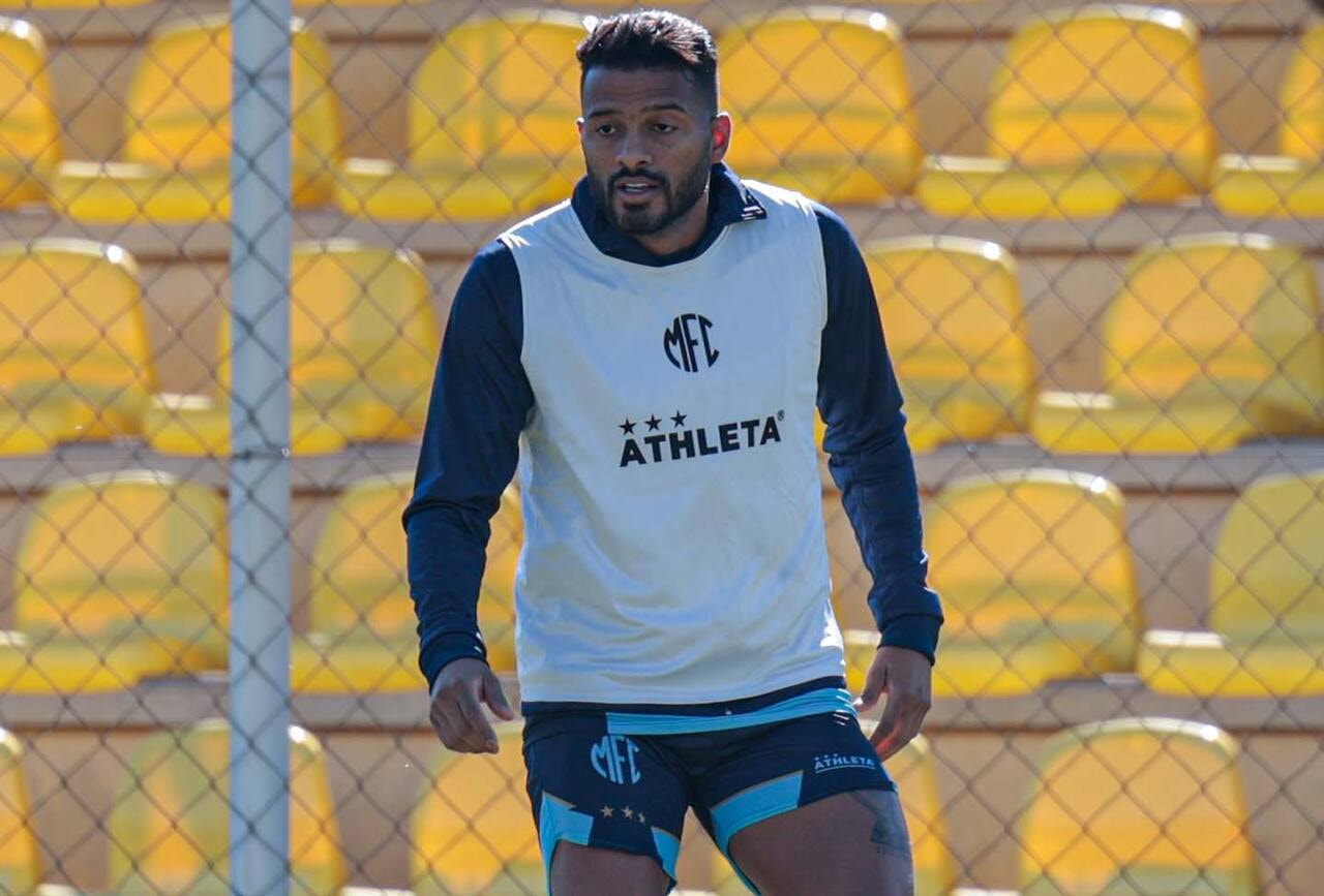 Imagem da noticia Reinaldo, do Mirassol, volta à Arena e elogia ex-clube: "Me sinto um pouco gremista"
