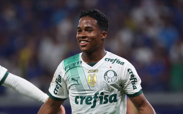 Imagem da noticia Endrick é convocado para Pré-Olímpico e pode perder Supercopa; veja a lista
