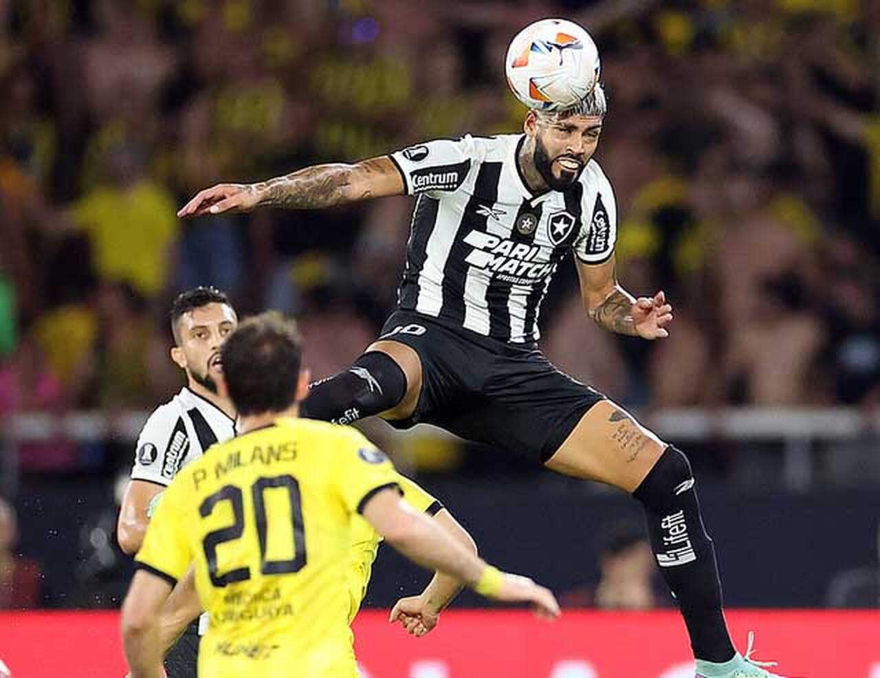 Imagem da noticia Barboza relembra gol no time do pai: 'Antes de torcer pelo Peñarol, torce por mim'