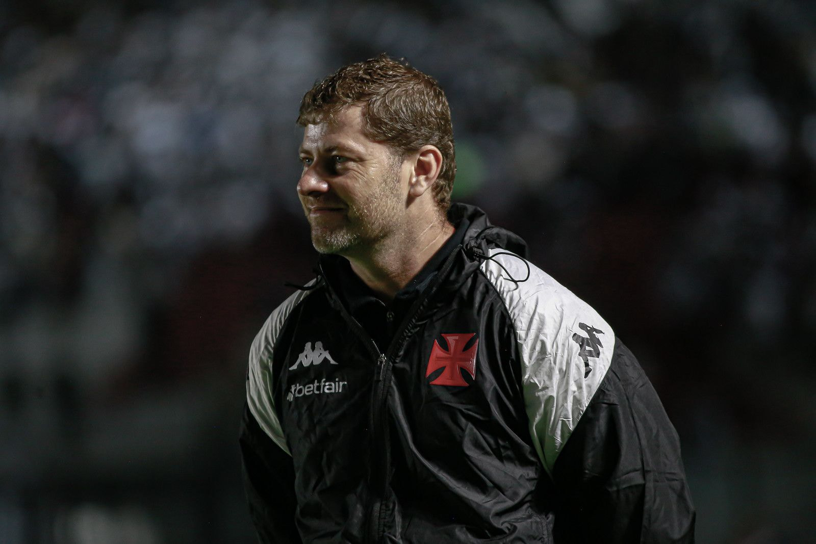 Imagem da noticia Rafael Paiva deixa o comando do Vasco após derrota para o Corinthians