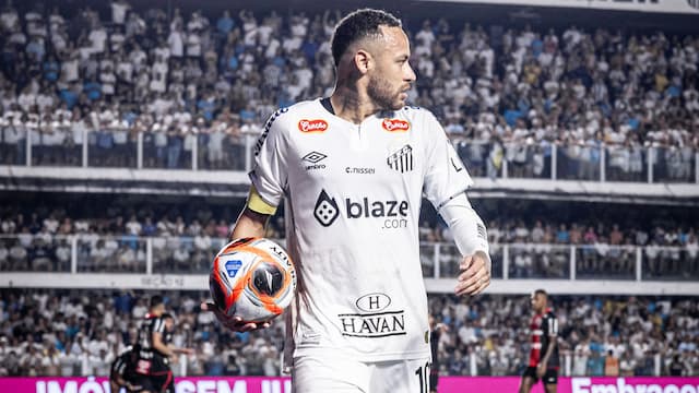 Jornal espanhol critica Neymar e diz que atacante ''já não é intocável'' no Santos Jornal espanhol critica Neymar e diz que atacante ''já não é intocável'' no Santos