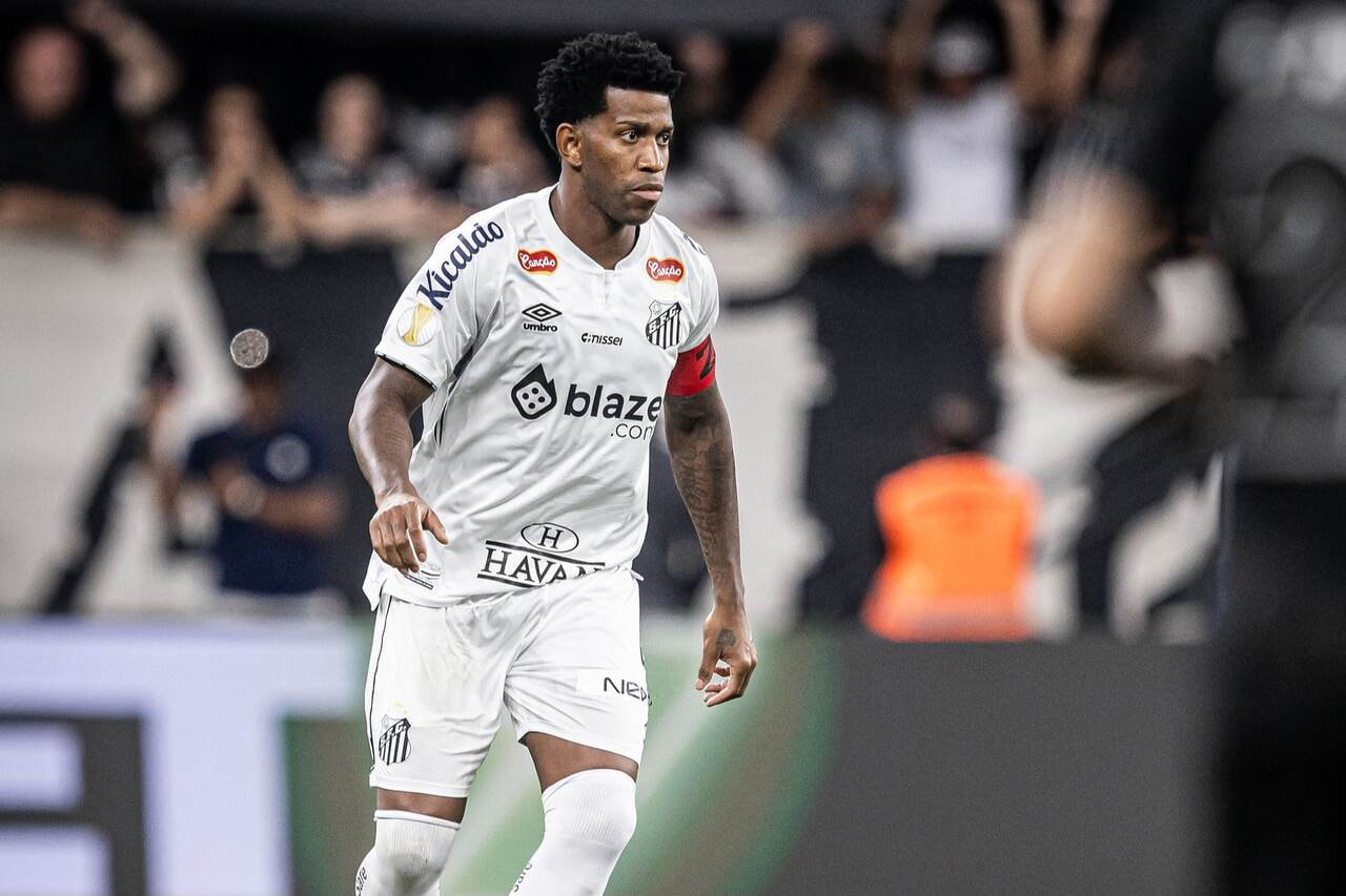 Imagem da noticia Santos negocia rescisão de contrato com Gil