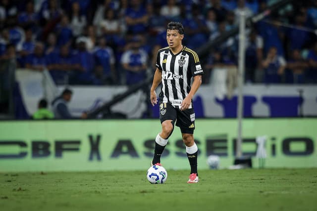 Titular do Atlético sai lesionado na Data FIFA e preocupa para final da Sul-Americana Titular do Atlético sai lesionado na Data FIFA e preocupa para final da Sul-Americana