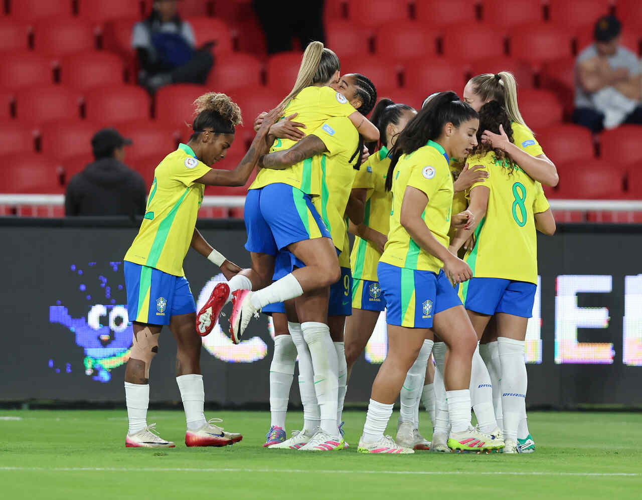 Imagem da noticia Brasil goleia Uruguai e está na final da Copa América feminina