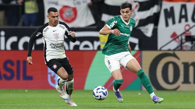 Corinthians é denunciado no STJD por objetos arremessados contra o Palmeiras Corinthians é denunciado no STJD por objetos arremessados contra o Palmeiras