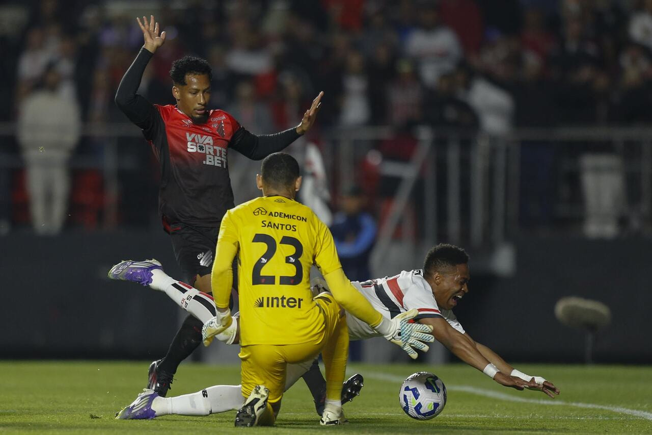 Imagem da noticia São Paulo vê 70% do seu elenco atual passar pelo departamento médico em 2025