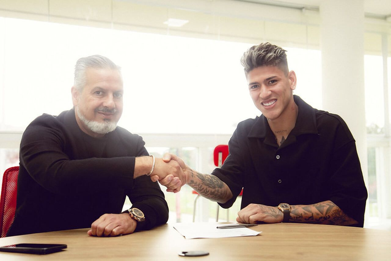 Imagem da noticia Carrascal revela papo com ex-Palmeiras antes de acerto com Flamengo: "Falou super bem do clube"