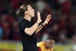 Imagem da noticia Filipe Luís completa 60 jogos oficiais pelo Flamengo; relembre a trajetória