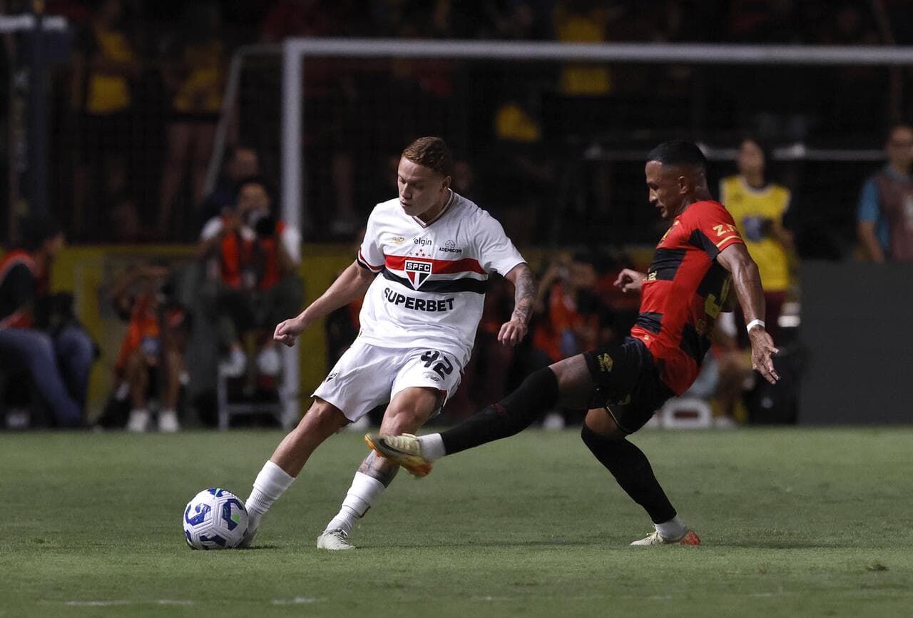 Maik, autor do gol de empate do São Paulo (Foto: Rubens Chiri / São Paulo FC)